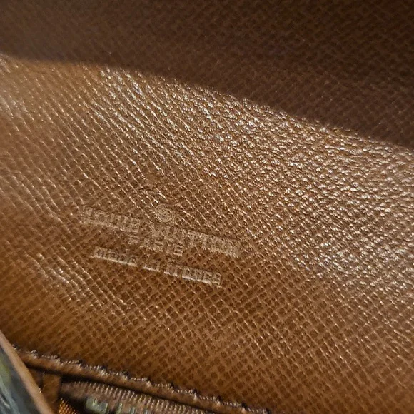 Louis Vuitton Dame Pochette GM